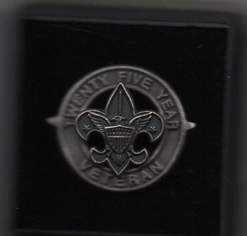 BSA 25-Year Veteran Pin, Silver-Toned Metal w/ Raised Scout Emblem, Mint!