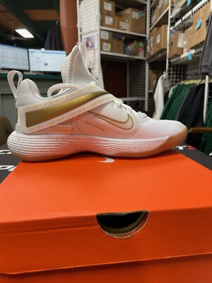 NIKE REACT HYPER SET リアクト ハイパーセット Amazon.com | Nike Womens React Hyperset Women's Volleyball Shoe