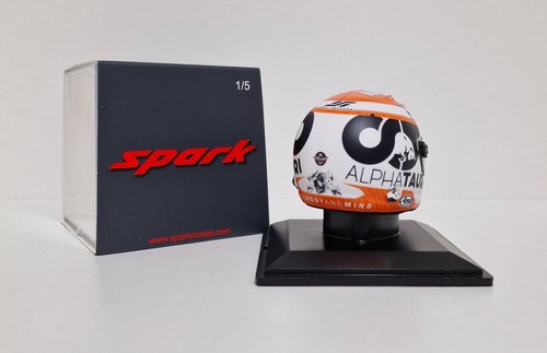 Spark 1:5 Model Helmet Car Formula 1 Alpha Tauri Honda Tsunoda 2022 - Picture 2 of 7