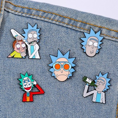 Cartoon Rick Morty Pins 5 Stück für Hüte Rucksäcke Taschen Kleidung Brosche Pin