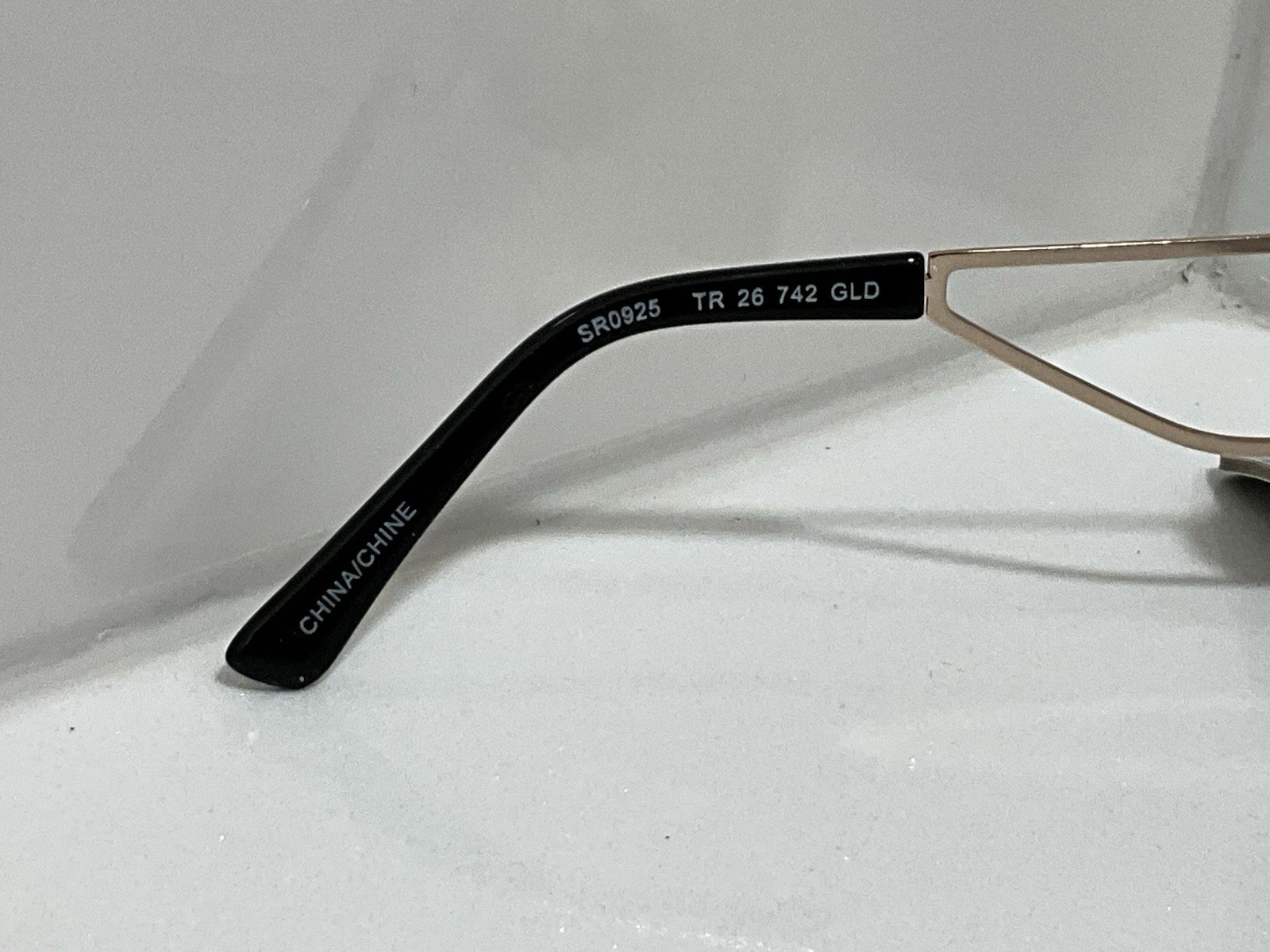 True Religion rimless square shield Women’s sunglasses with gold-tone hardware thumbnail 7