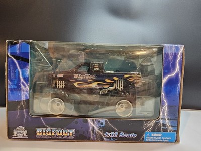 Vintage ''Rare'' 2005 Bigfoot Monster Truck 1/32 30th Anniversary Ford F-150,NIB