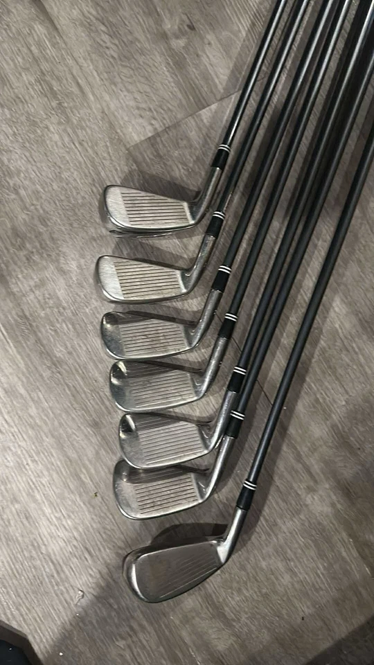 FERROS HÍBRIDOS LEVELAND HB3 4-PW, ACTIONUltraLITE 62g A EIXOS FLEXÍVEIS DE GRAFITE - Imagem 3 de 4