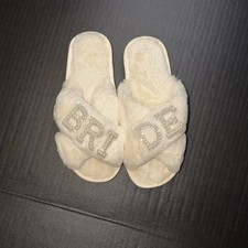 Fuzzy White BRIDE Slippers 40/41 10  Measured Length NEW