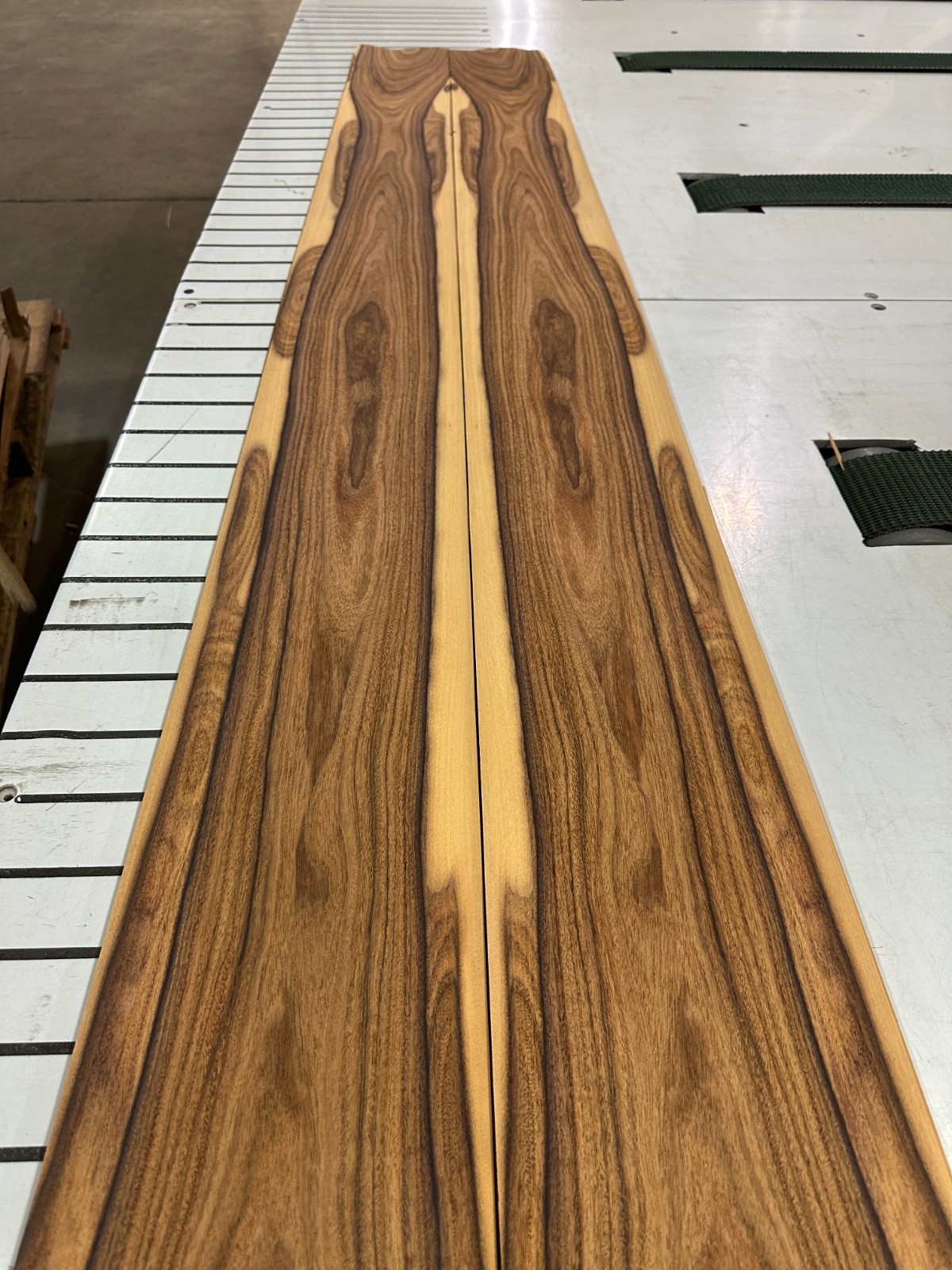 Santos Rosewood Raw Wood Veneer 2 sheets 99'' x 7'' 722A
