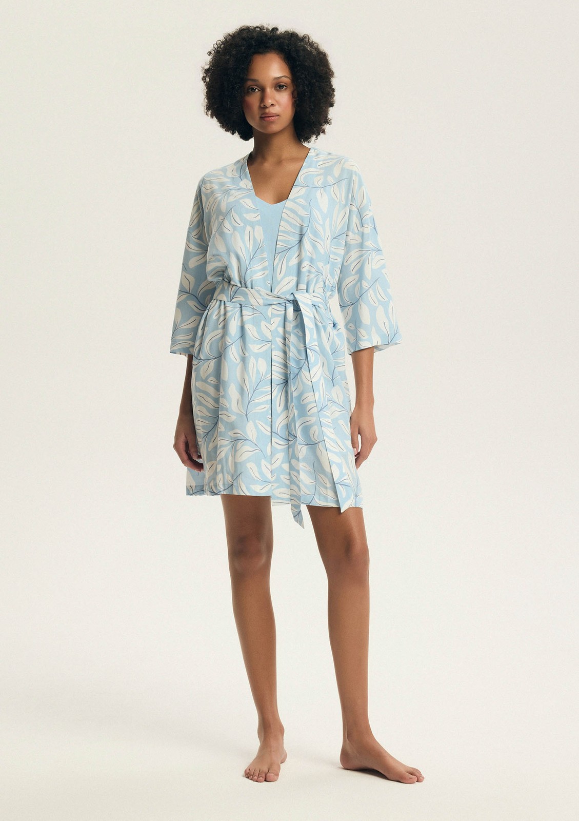 Szlafrok damski krtki z wiskozy Estes Henderson HENDERSON 11790₽