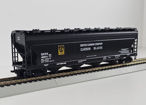 HO Athearn 1914 United Carbon Company 55' ACF Center Flow Hopper - Picture 2 of 11