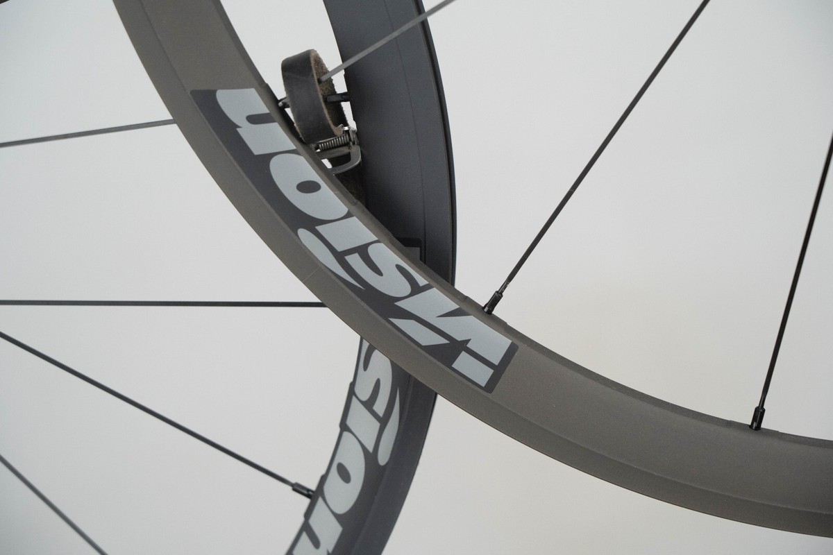 NOS VISION TRIMAX 35 KB SH11S V17 GRAY RIM BRAKE CLINCHER WHEELSET NOS VISION TRIMAX 35 KB SH11S V17 GRAY RIM BRAKE CLINCHER WHEELSET