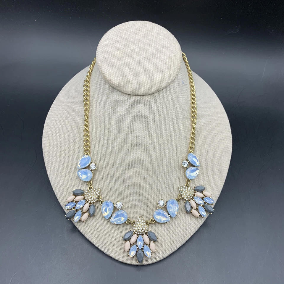 J Crew Bib Statement Necklace Opal Acrylic Gold Tone Pink Clear Rhinestone — 第 2/4 张图片