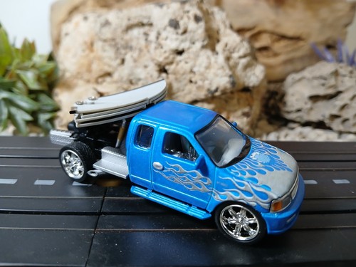 Musle Machines F150 Ford custom tree shaker truck - Picture 7 of 7