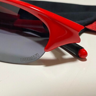 Limited edition DUCATI×OAKLEY sunglasses half jacket