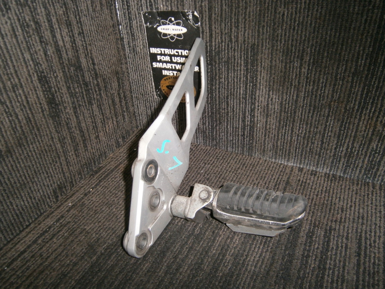 Picture 2 of 7