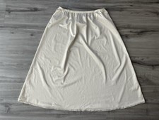 Vintage Vanity Fair 25  Length Half Slip Sz M A-Line Creamy White Nylon USA