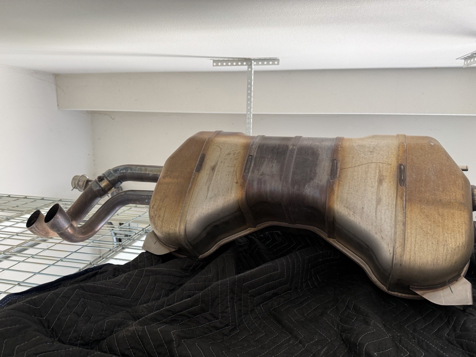 OEM Lamborghini Huracán LP610-4 Factory Exhaust Muffler Assembly