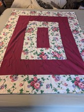 Beautiful hand tied floral quilt 64"x 53"