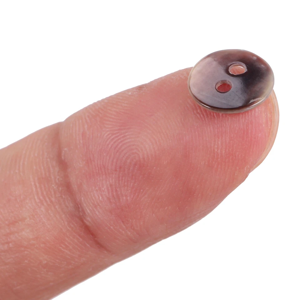 100 x 8 mm Buttons Mother of Round Heads O8L74610 - Image 2 of 4