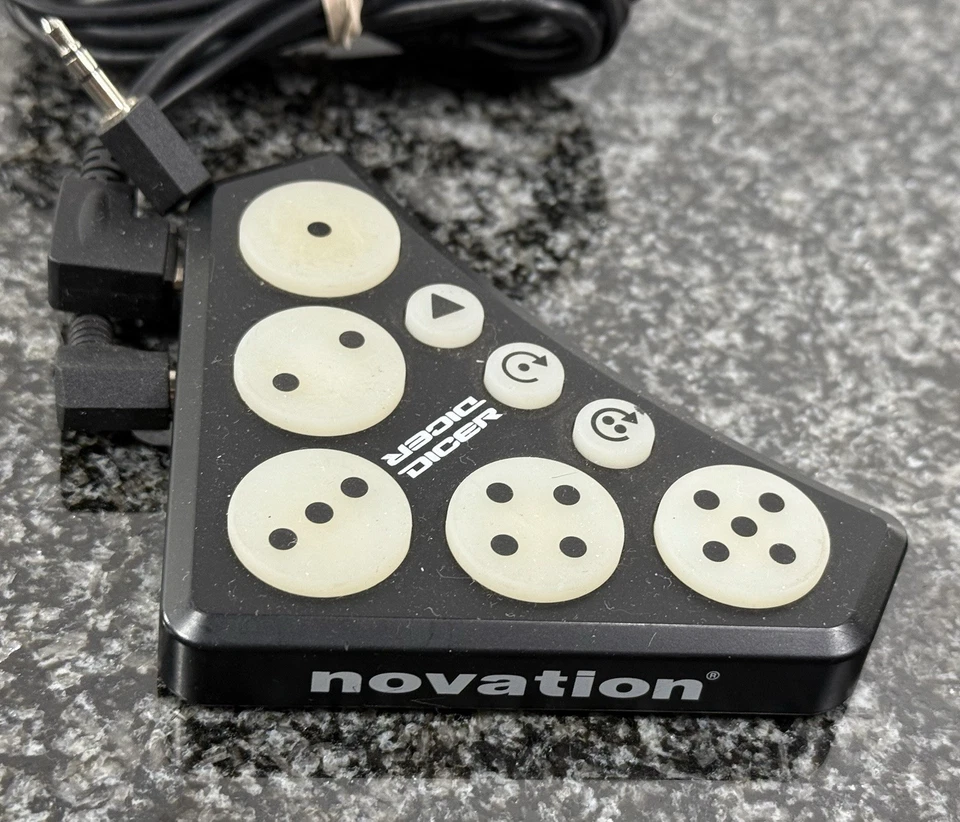 One Single Novation Dicer USB Powered Cue Point Looping Control DJ Controller  1 - Image 2 of 4