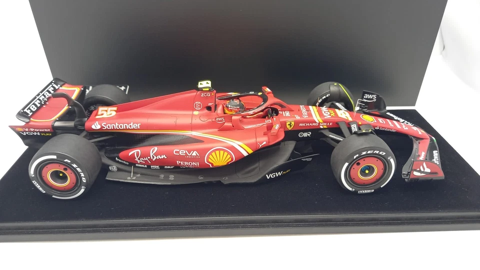 LS18F1059 Looksmart Ferrari SF-24 Carlos Sainz Australian GP 2024 1/18 - Immagine 4 di 4