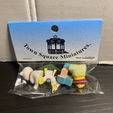 Dolls House Wooden Toy Set Miniature 1:12 Nursery Shop Accessory New Sealed