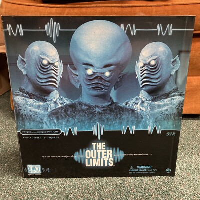 The Outer Limits 1:6 Scale Sideshow Collectible 12