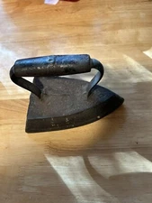 Vintage Cast Iron Sad Iron #8 Heavy