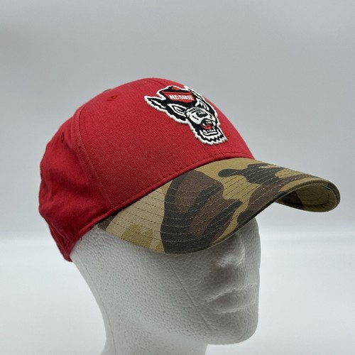 NC State Wolfpack Hat Cap Fitted Mens Medium Adidas Red Camo Bill Embroidered - Picture 8 of 11