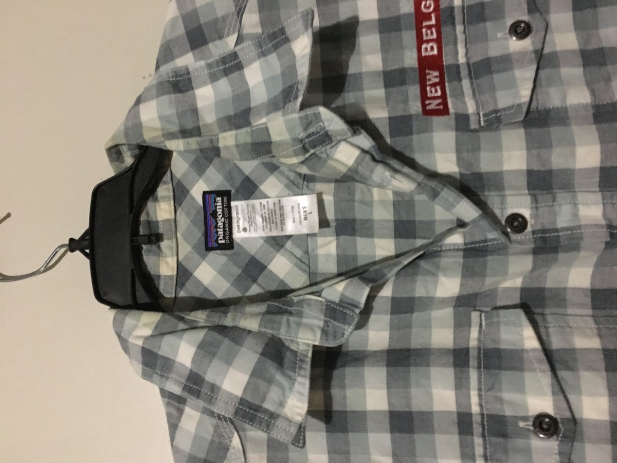 Patagonia Size L 100% Organic Cotton Men Plaid Check Button