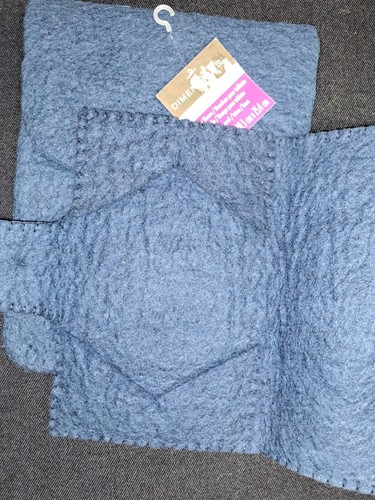 CRAFT LOT Dimensions Needle Felting reader sleeve,tablet sleeve,flower sccents - Picture 2 of 4