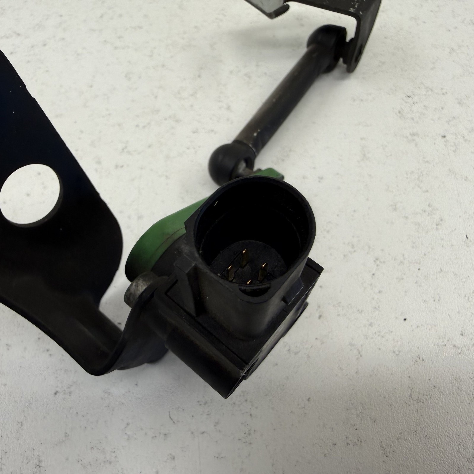 Bentley Flying Spur 2014-2018 Rear Right Ride height sensor