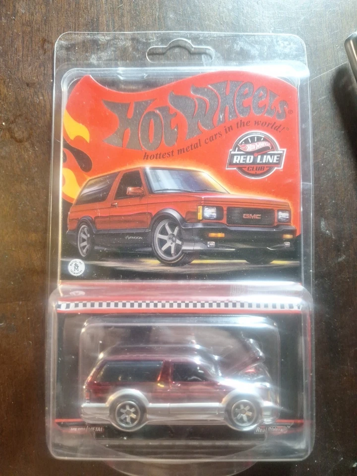 Hot Wheels RLC 1992 GMC Typhoon - Image 2 of 3