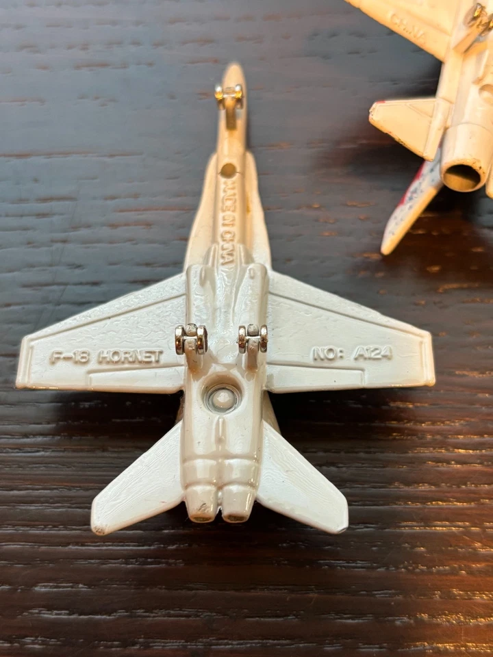 批量 9 件 Dyna Flites 压铸金属模型飞机 — 第 3/4 张图片