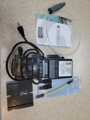 Stenner Pump 220V 85MHP17 - 100psi - New Open Box.