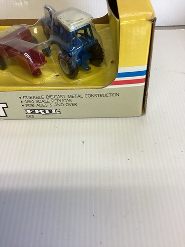 Ertl 1/64 Ford Farm Set #883 Ford New Holland Tractor 1988 Vintage NIP - Picture 2 of 7