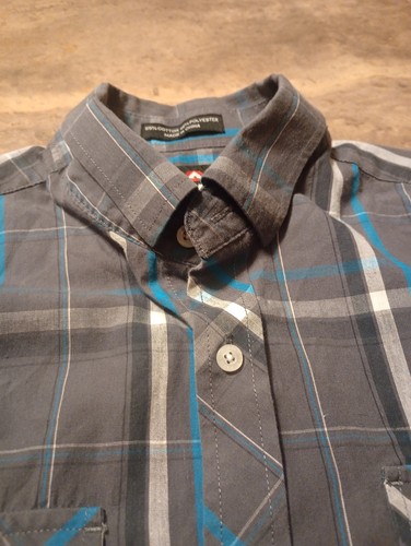 Men's AIRWALK Gray Blue Plaid Short Sleeve Casual Button Down Shirt. Medium - Picture 15 of 16