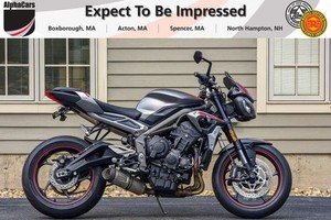 2022 Triumph Street Triple R Custom