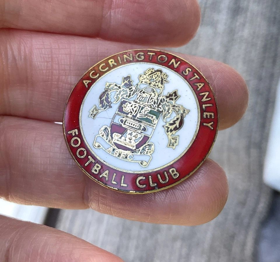 Vintage Accrington Stanley  FOOTBALL CLUB  Enamel pin badge Merseyside - Image 4 of 4