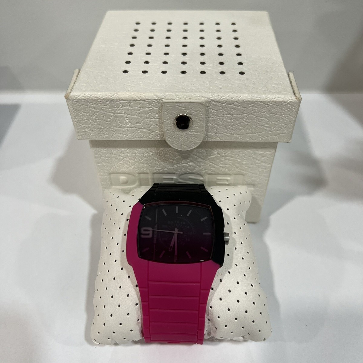 DIESEL WATCH DZ1425 SILICON RUBBER BAND PINK AND BLACK | eBay display picture 1