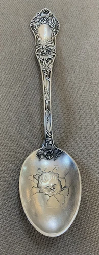 GORHAM STERLING BABY THRU A CRACKED EGG FEEDING SPOON 23.9gms MONO DANIEL 5 1/2”