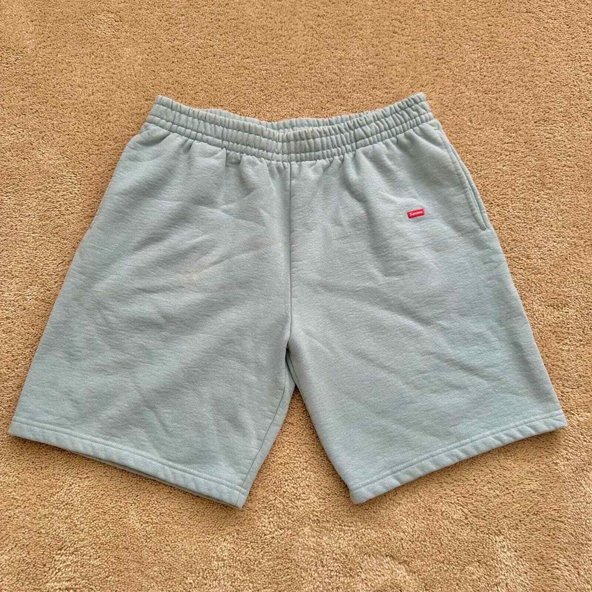 25SS Supreme Small Box Sweatshort グレー XL Supreme Small Box Sweatshort Heather Grey Sz Small AUTHENTIC