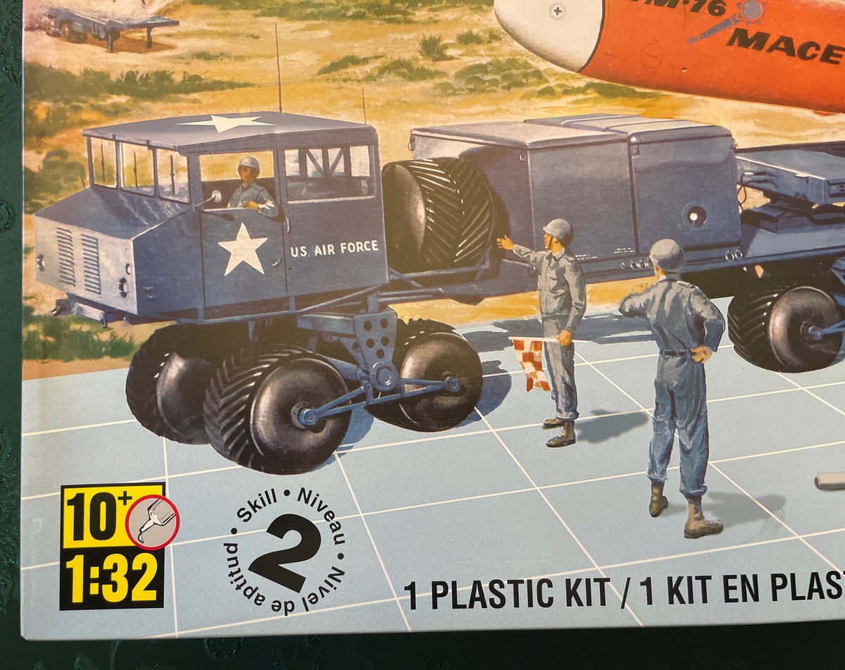 Revell Model Teracruzer With Mace Missile Renwal 2012 New Sealed