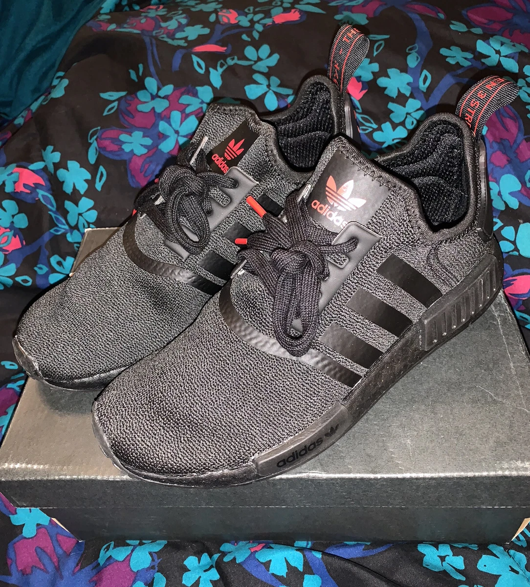 Adidas NMD_R1 Shoes - Black/Red - 8