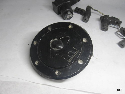 OEM Kawasaki 1993-1997 ZZR1100D ZXT10D Fuel Seat and Ignition Lock Set with Key - Picture 2 of 18