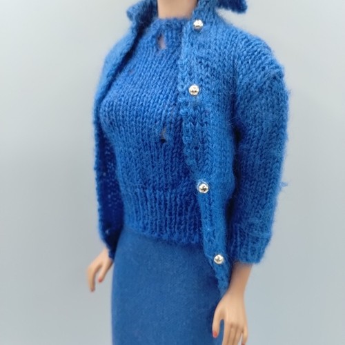 Vintage Barbie Stricken hübsch blau #957 Pullover Muschel Rock Garn Schere Buch TLC - Bild 4 von 24