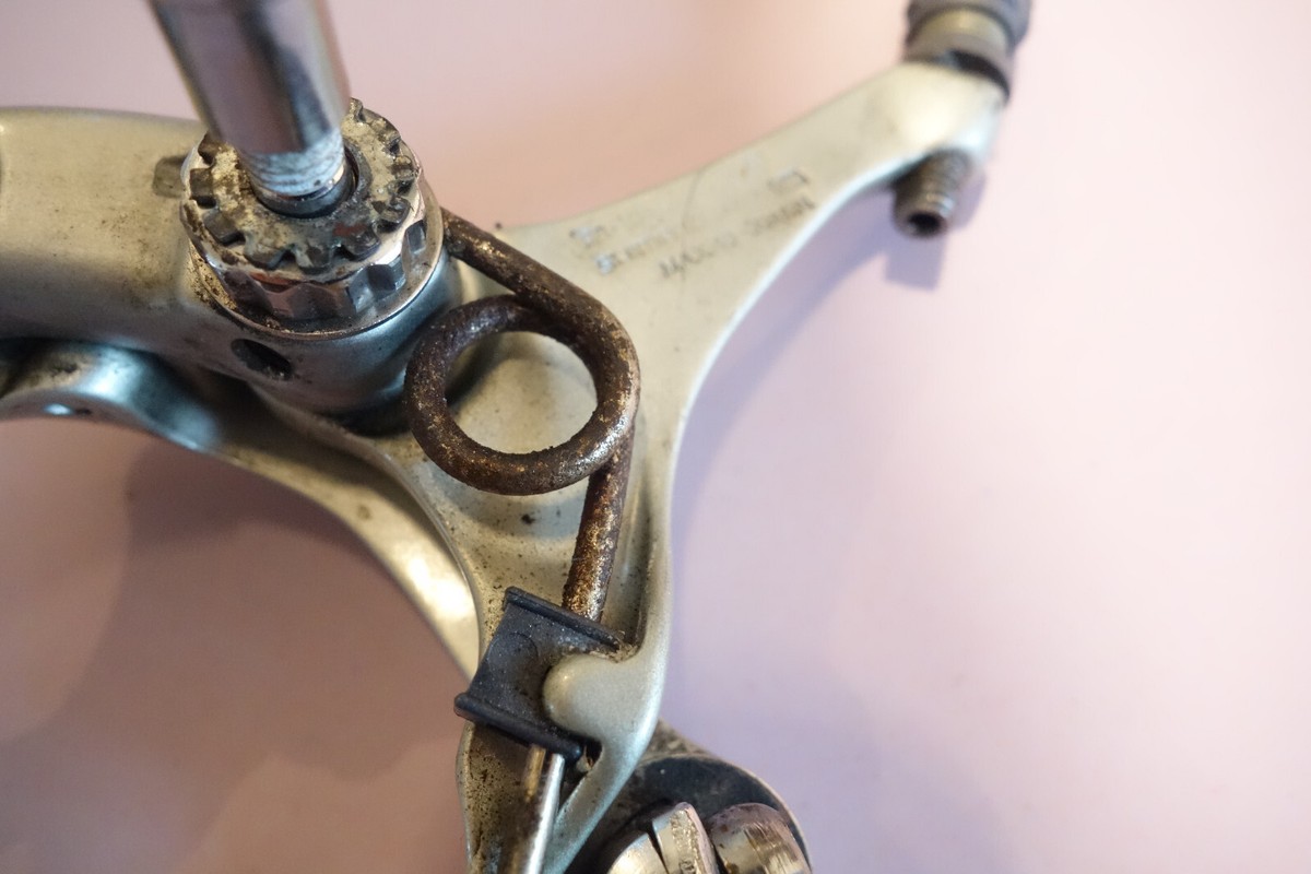 Étriers De Freins Arrière Shimano 105 BR-1055 – Pour Pièces Détachées