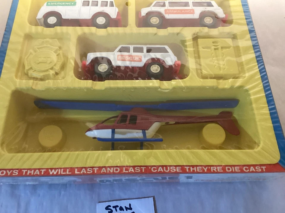 Vintage Diecast Tootsietoy #1749 Emergency Rescue 1 Set 1975 new sealed box - Image 3 of 4