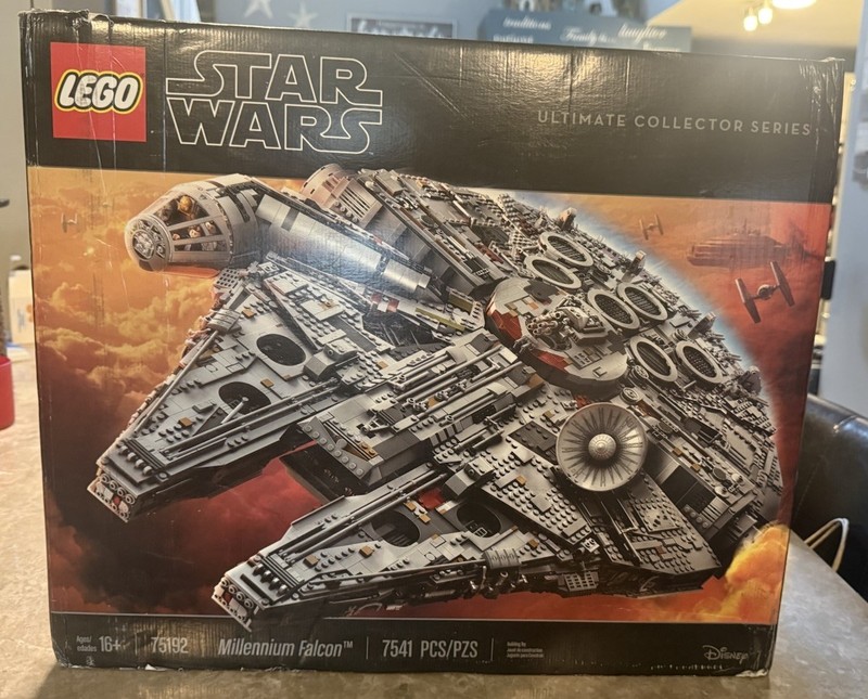 LEGO Star Wars UCS Millennium Falcon 75192 No Reserve!! USA Seller! New !