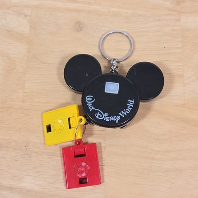 Vintage Walt Disney World Mickey Mouse mini ''View Master'' keychain with 4 slides