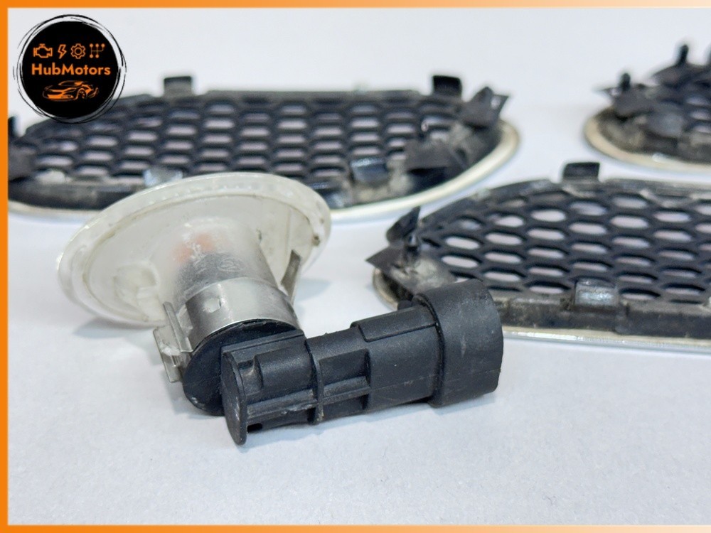 03-13 Maserati Quattroporte M139 Fender Grill Grille Vent Left Side Set OEM