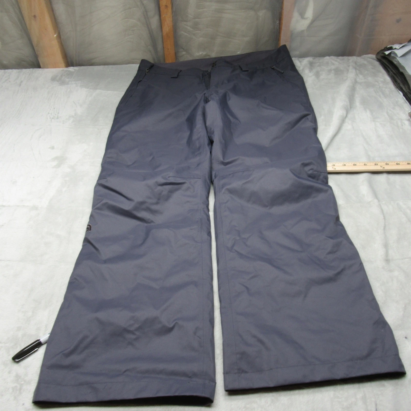 North Face Snow Pants Womens XL Grey Insulated Warm Ski Winter Waterproof 41x31
Opens in a new windo