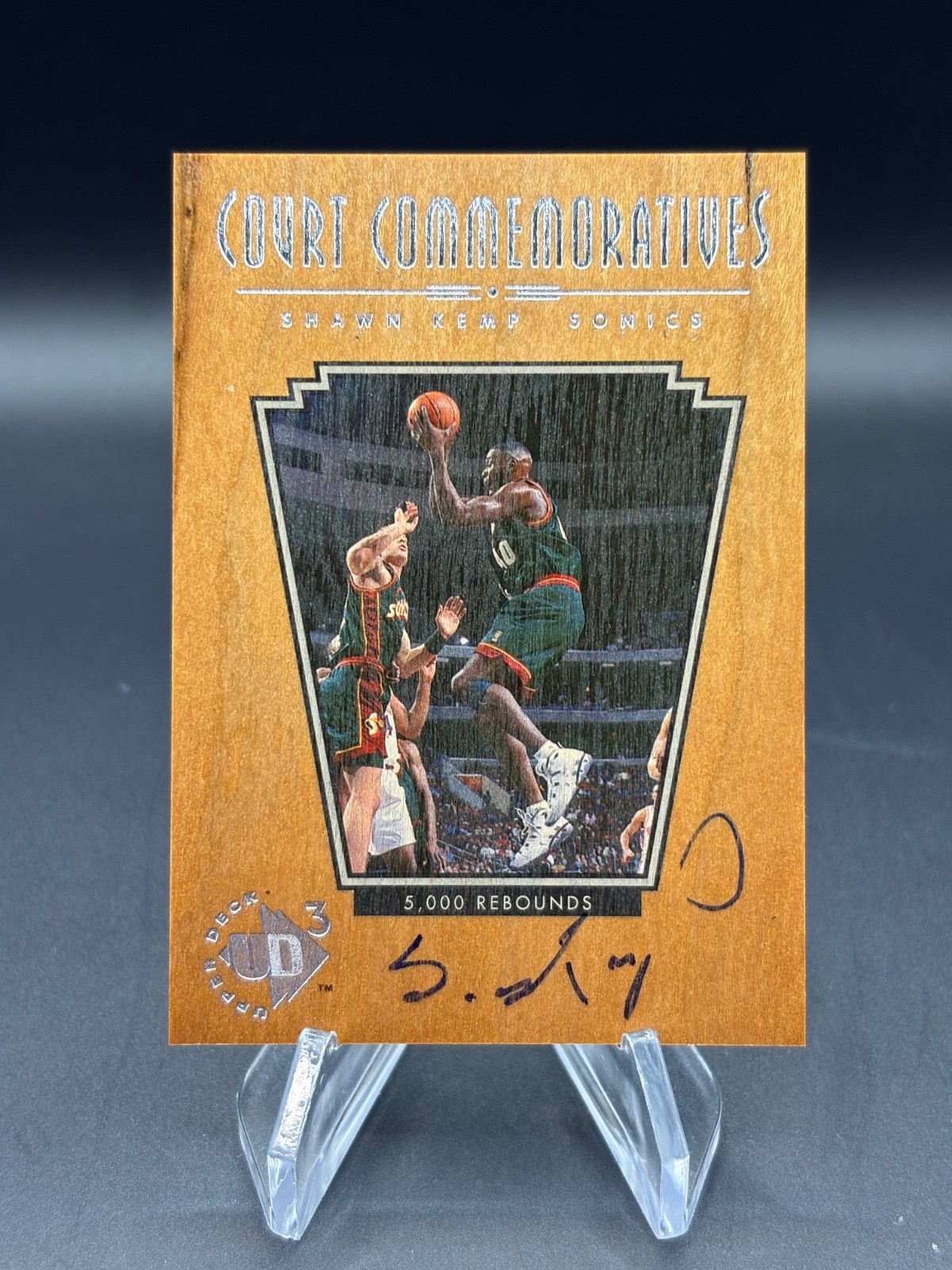 1996-97 Upper Deck UD3 Court Commemoratives Shawn Kemp #C4 Autograph SSP